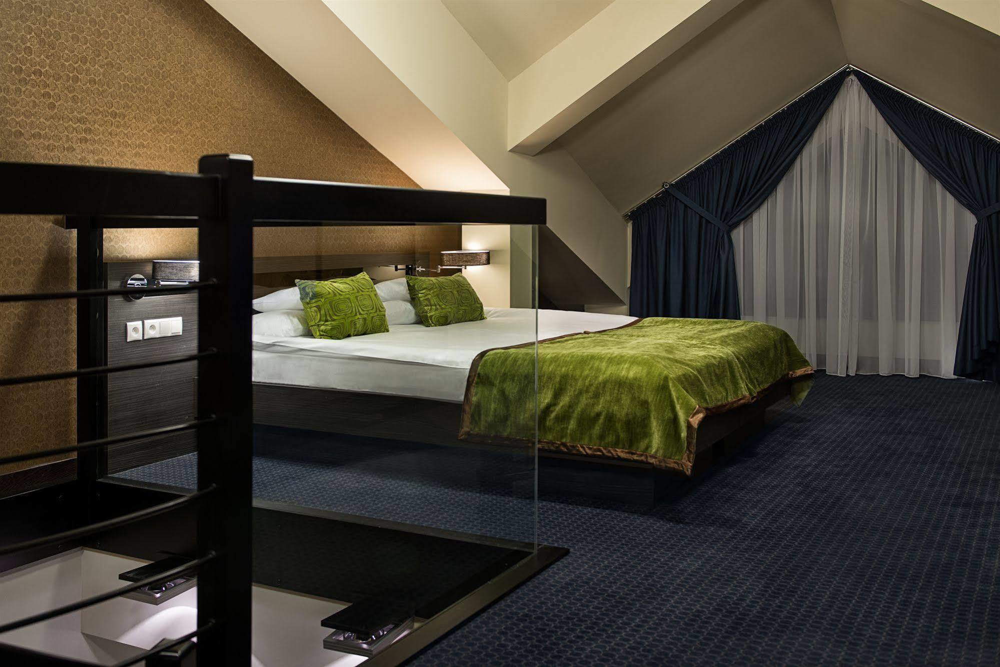 Rado Resort Spa & Wellness Mielec Extérieur photo