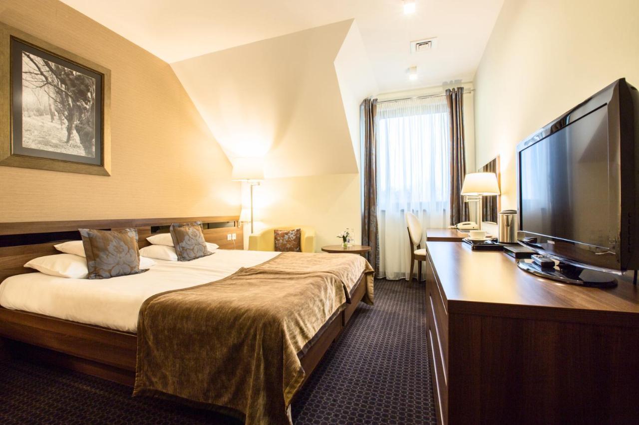 Rado Resort Spa & Wellness Mielec Extérieur photo